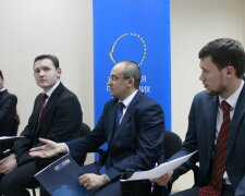 Податки в Україні: постав питання депутату, міністру та експерту