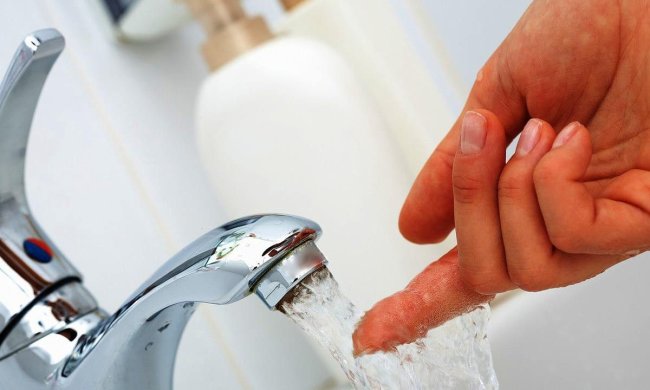 Воды пока не будет: почему киевлян в очередной раз обманули