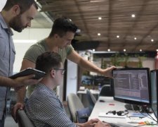 Українці скаржаться на збої в найбільшій платіжній системі