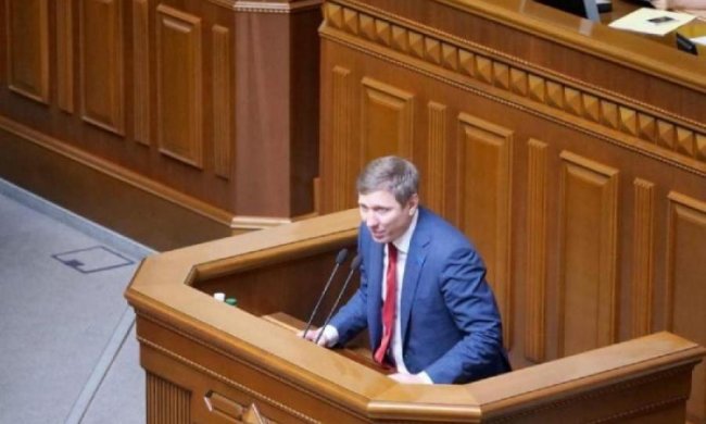 Шахов нагадав Насалику, що разом з короною можна втратити і голову