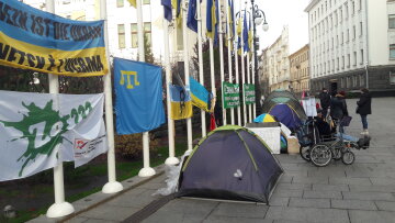 Офіс президента - після низки акцій протесту