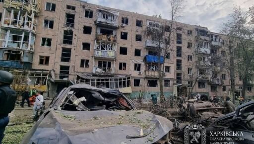Пошкоджені багатоповерхівки в Харкові після російського обстрілу 5 жовтня