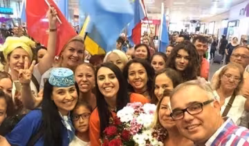 Стамбул зустрів Джамалу українськими прапорами (ФОТО)