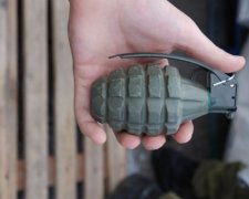 У Полтаві чоловік гранатою підірвав дітей