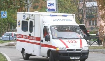 Возле львовской церкви повесилась молодая девушка