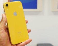 Apple выпустила разноцветную рекламу нового iPhone: видео