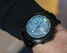 Не только по моде: Armani представили необычные умные часы