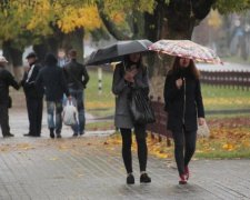 Кому пощастить: українців атакують потужні зливи