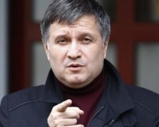 Аваков обвинил "Интер" в прокремлевской пропаганде