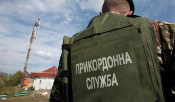 Контрабандисты "наехали" на закарпатских пограничников
