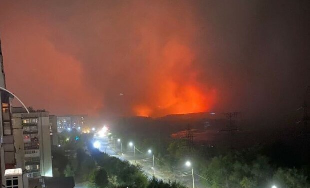 Харківські рятувальники подали голос з палаючої Луганщини: "Це пекло"