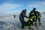 Провалились под лед, фото ГСЧС