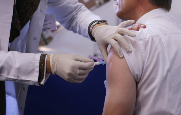 Вакцинация, фото: GettyImages