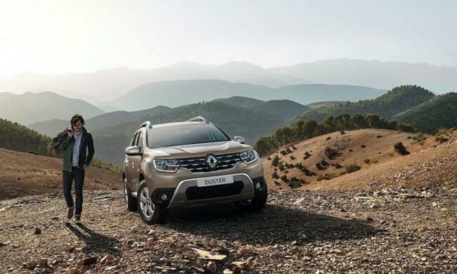 Сюрприз від Renault: фото нового кросовера з'явилися в мережі