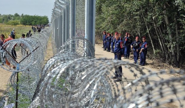 Ночью Венгрия полностью закроет свою границу