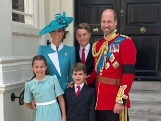 Принц Вільям та Кейт Міддлтон з дітьми: фото Instagram Princeandprincessofwales