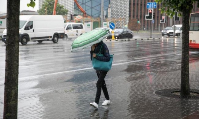 Погода 25 мая заставит умыться потом и дождями