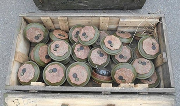 Схованку з протитанковими мінами знайшли у Сватовому (фото)