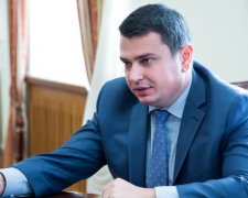 Ситник вирішив ходити з козирів: влаштував стеження за заступницею Луценка