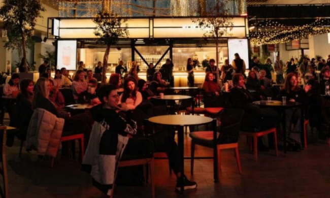 Українці, ресторан, фото із соцмереж