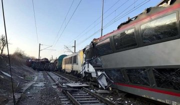 У Люксембурзі товарняк зіткнувся з пасажирським поїздом