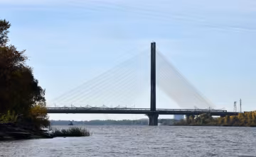 Південний міст, фото: "Вечірній Київ"