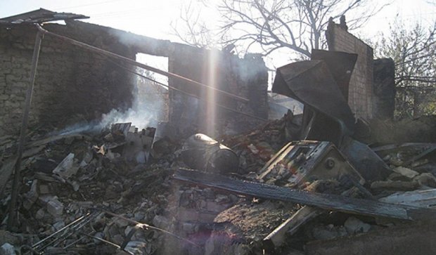 В результате трагедии в Сватово полностью уничтожены 7 домов (фото)