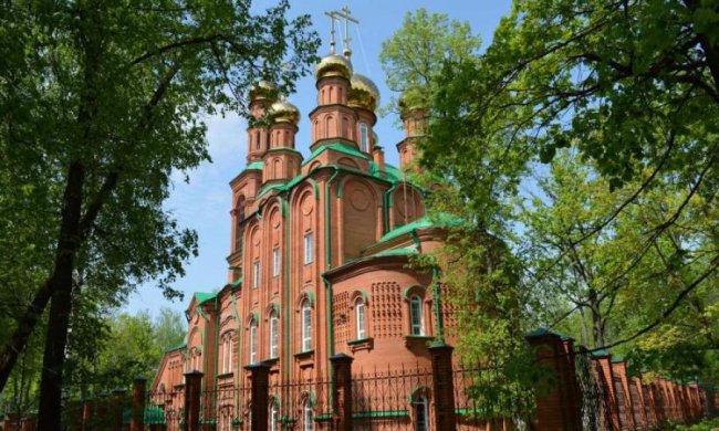 Російський храм приймає пожертвування ювеліркою