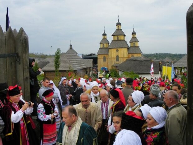 Проснулась казачья кровь: фестиваль "Покрова на Хортице" установил небывалый рекорд