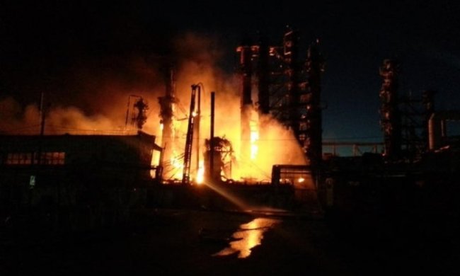 На заводе Ахметова взорвали базу террористов