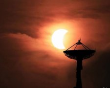 Американці "присвятили" затемненню свою доньку