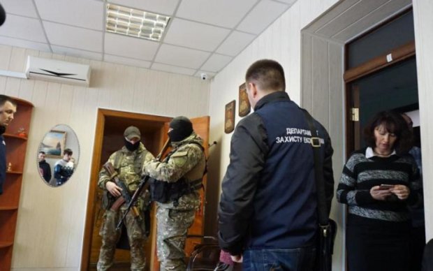 У київських екс-чиновників провели обшуки: результати вражають