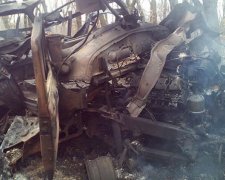 Авто с бойцами АТО подорвалось на Донбассе (фото)