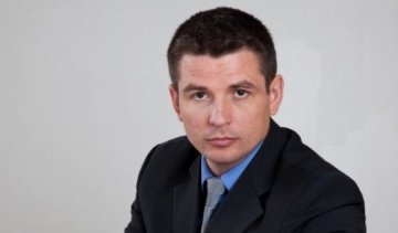 Комісія з офшорів стане відволікаючим маневром від злочинів Порошенка