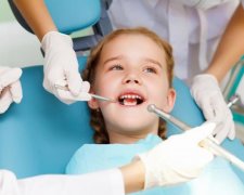 Названо найнебезпечніший продукт для дитячих зубів