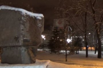 Харьковские вандалы изуродовали памятник репрессированным кобзарям