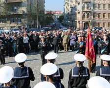 В Одесі помолилися за мир біля пам'ятника Шевченку (фото)