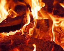У Криму загорілася будівля Казантипу
