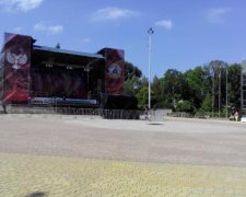 Техника к выставке и царский трон: как в Донецке готовятся ко Дню города