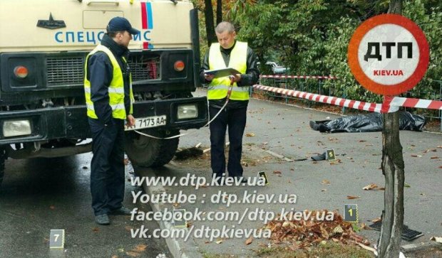В Киеве под колесами МАЗа погиб сотрудник Нацбанка