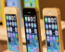 Проводница поезда Москва — Киев везла контрабандных iPhone на 100 тыс грн