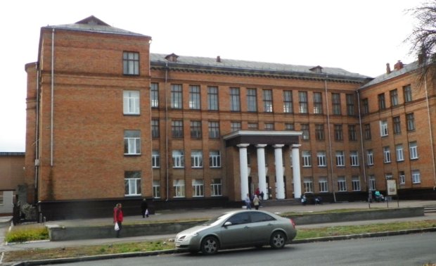 Невероятный скандал прогремел в украинской школе: заставляли смотреть на Путина и благодарить "российских освободителей"