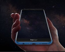 Huawei выпустит бюджетный безрамочный флагман