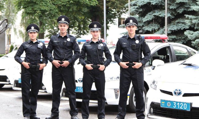 Люди в формі прийшли конфісковувати житло українців: що відбувається
