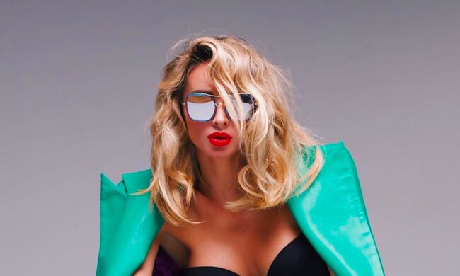 Лобода засвітила нескінченні ніжки в сукні кращого друга: "Як можна бути такою шикарною?"