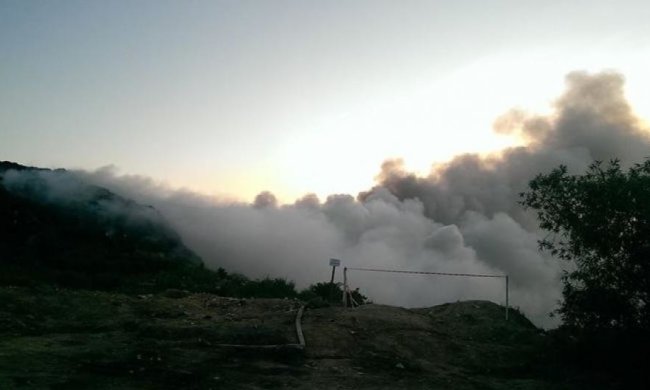 Львів "накрило" токсичним димом зі звалища