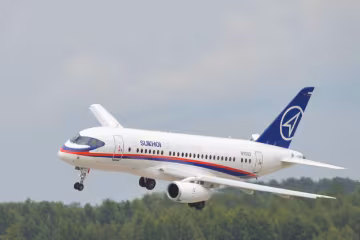 SSJ100