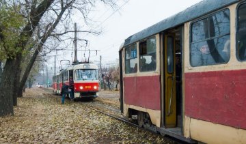 На трамвайних коліях знайшли мертвого чоловіка