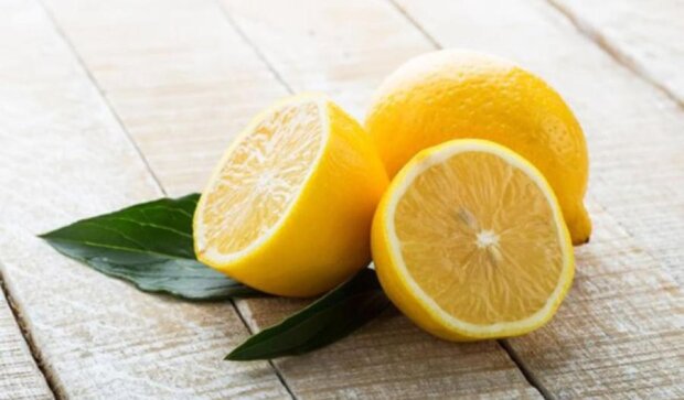 Лимон, фото з вільних джерел