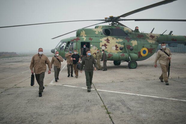 Володимир Зеленський, пожежа на Луганщині - фото з Фейсбук В.Зеленського